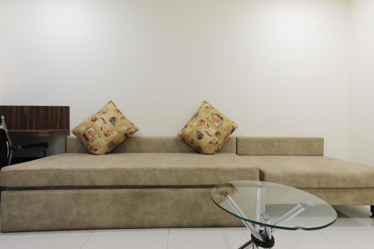 Oyo 60577 Sukhmani Residency Hotel Indore Buitenkant foto