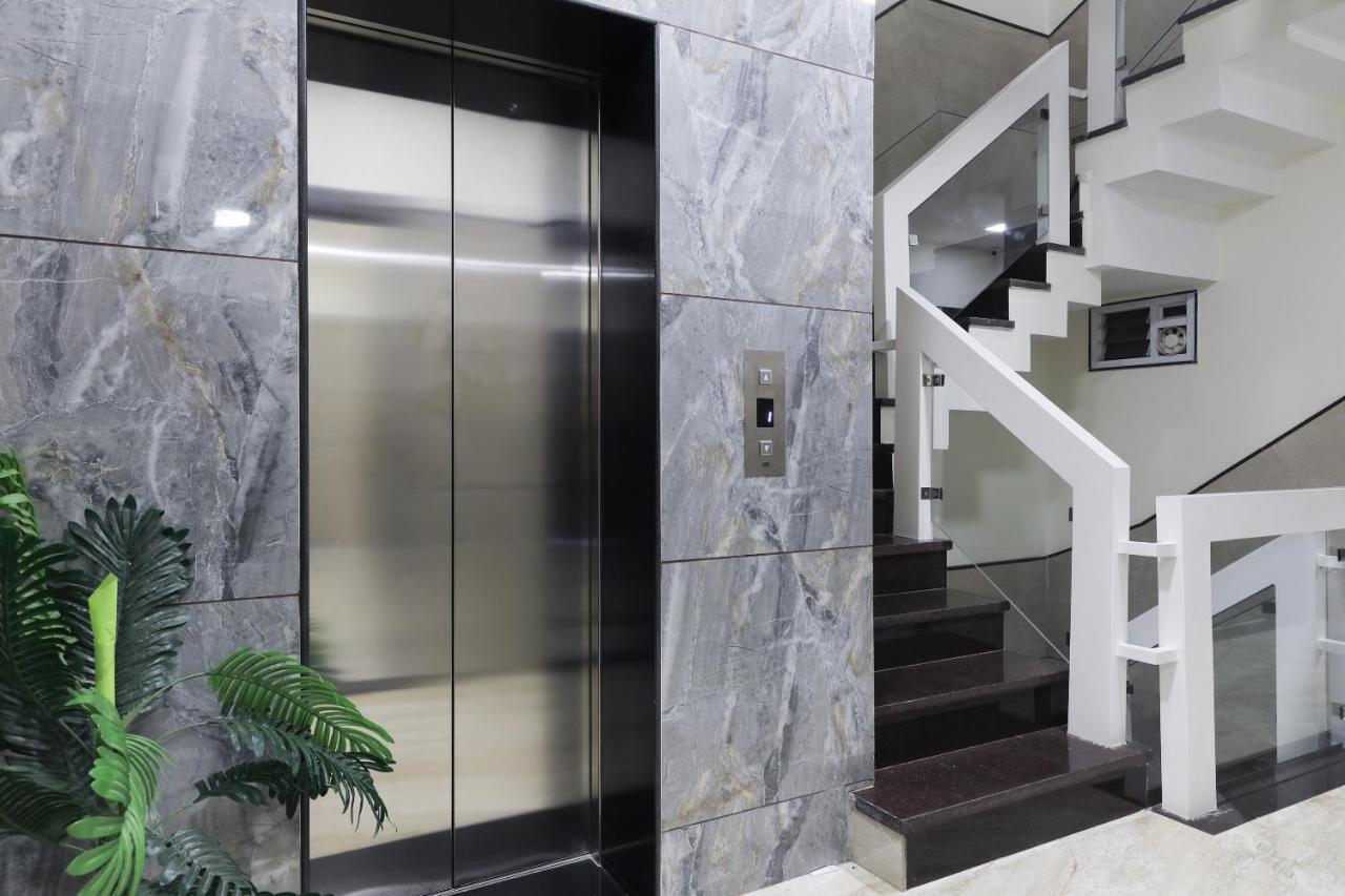 Oyo 60577 Sukhmani Residency Hotel Indore Buitenkant foto